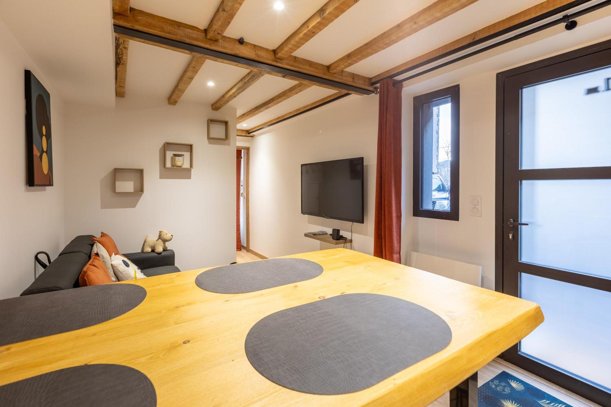 Appartamento Le Repaire Des Ecureuils - Appt Avec Terrasse Formiguères Esterno foto
